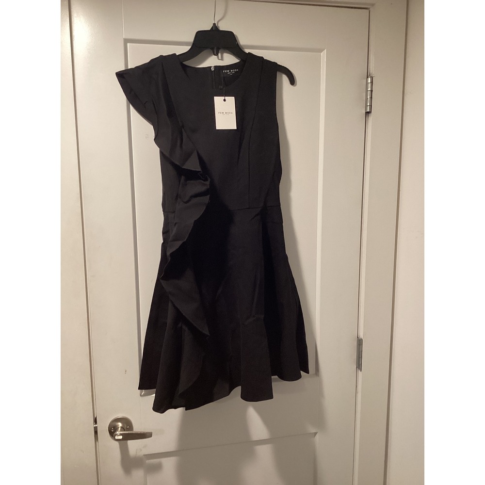 Few Moda New York Black Asymmetrical Ruffle Sleeveless Cocktail Dress Size M NWT